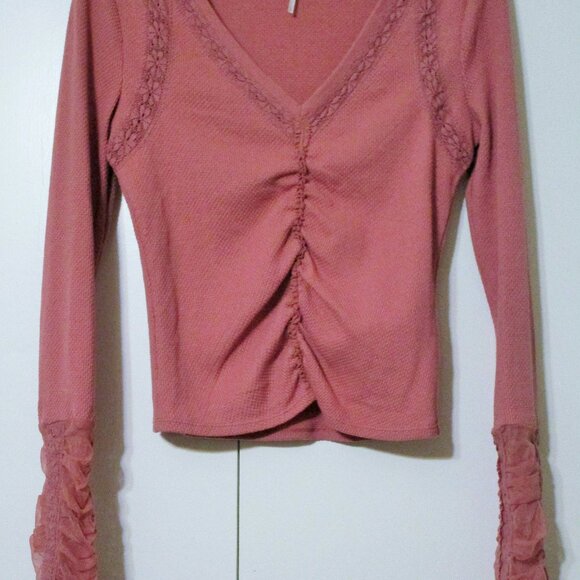 Nwot Free People $98 Wear Me Out Rose Thermal Shirt Top Small - Picture 2 of 5